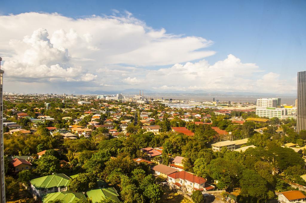 Titan Condo At Studio City Tower 1 Alabang マニラ市 エクステリア 写真